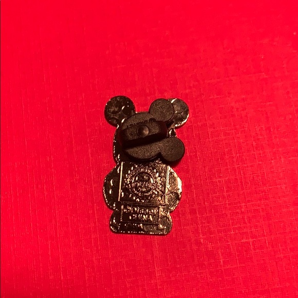 Disney Pin - Picture 2 of 2